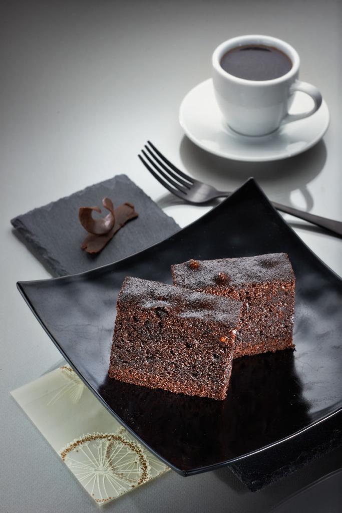 G. Butter Cake - Pre-cut (110pcs)